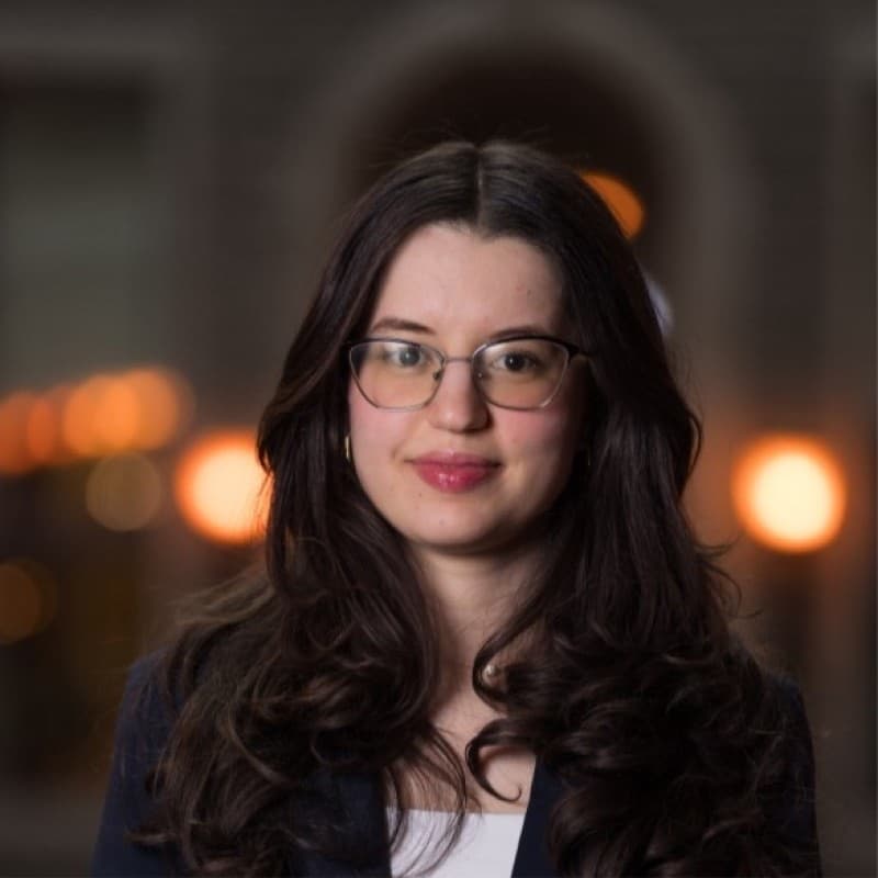 Sophia Mahiout headshot